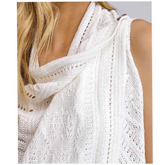 LAST ONE❗SKIES ARE BLUE Chic Crochet Overlap Vest - Picture 5 of 6